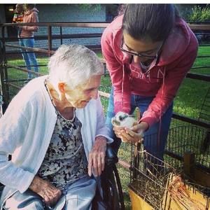 Meet your Posher, Alyssa